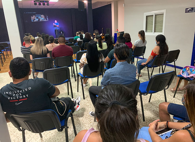 How to find the right person | Centro de Vida Cristiana