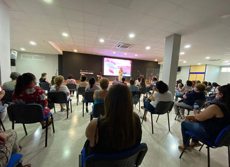 Women's Meeting 18-August-2020 | Centro de Vida Cristiana