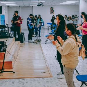 Afternoon of Praise and Worship | Centro de Vida Cristiana